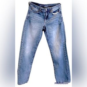 š
ŗMenās American Eagle jeans.
